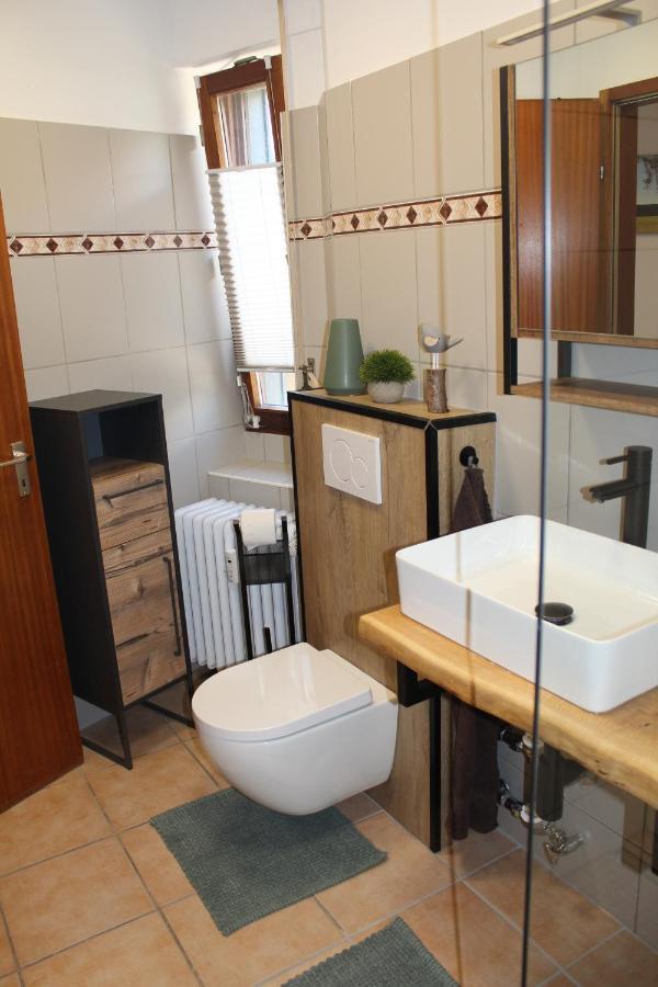 Schönwalde 1-Zimmer-Apartment Mit Grossem Balkon מראה חיצוני תמונה